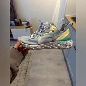 Nike React Element 55 - size 7.5 womens